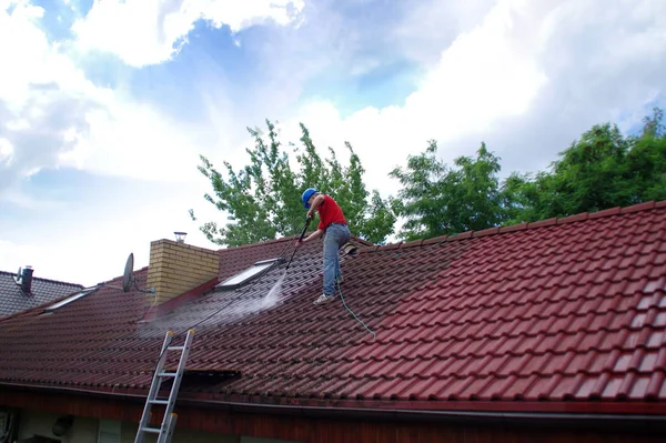 Roof Cleaning Services Cardiff
